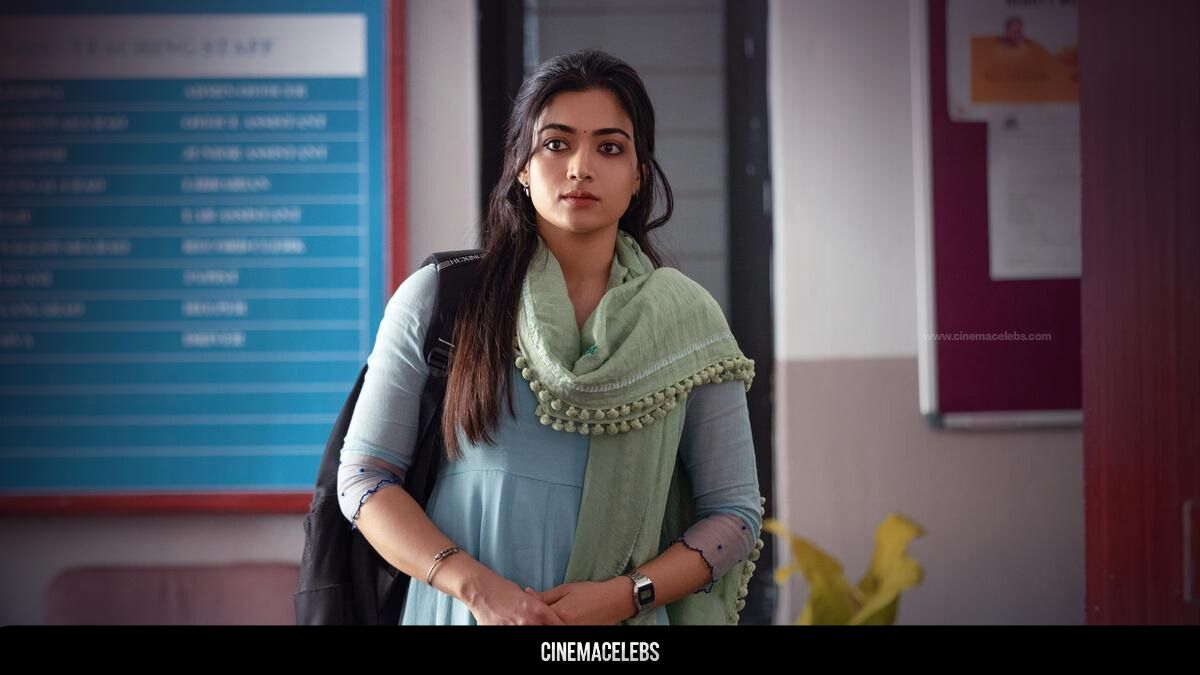 The Girlfriend Movie Review – A Story of Love, Trust, and Self-Respect